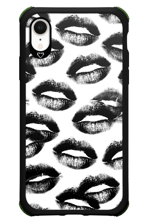 Ghost Kiss - Apple iPhone XR