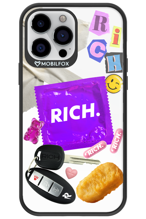 Essentials - Apple iPhone 13 Pro Max