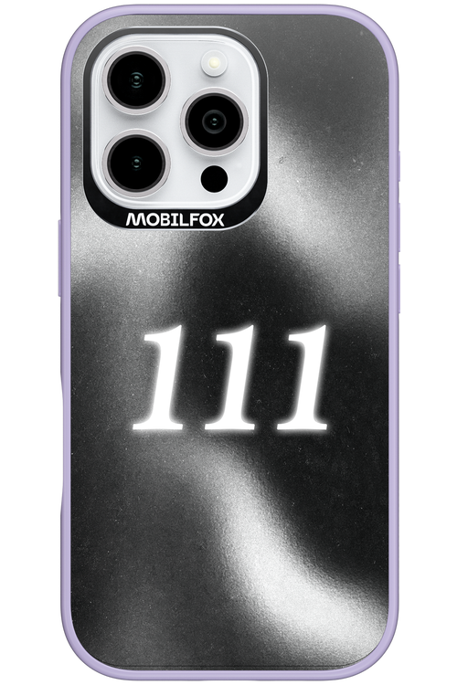 111 - Apple iPhone 16 Pro
