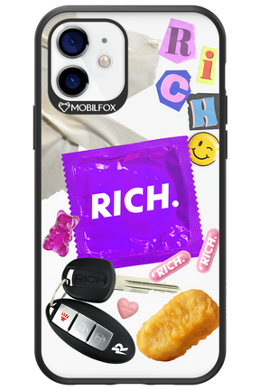 Essentials - Apple iPhone 12