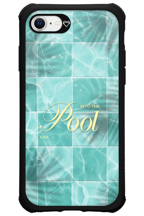 Into the Pool - Apple iPhone SE 2020