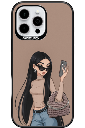 Cube Babe - Apple iPhone 16 Pro Max