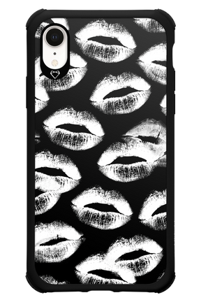 Ghost Kiss Black - Apple iPhone XR