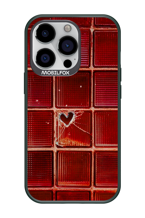 Heartbroken - Apple iPhone 13 Pro