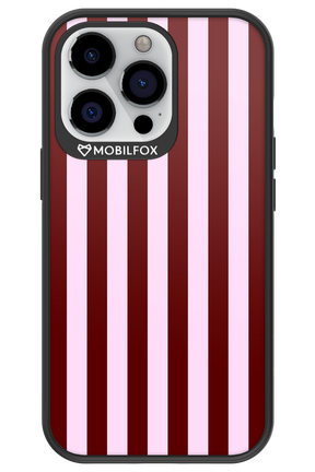 Circus Romance - Apple iPhone 13 Pro