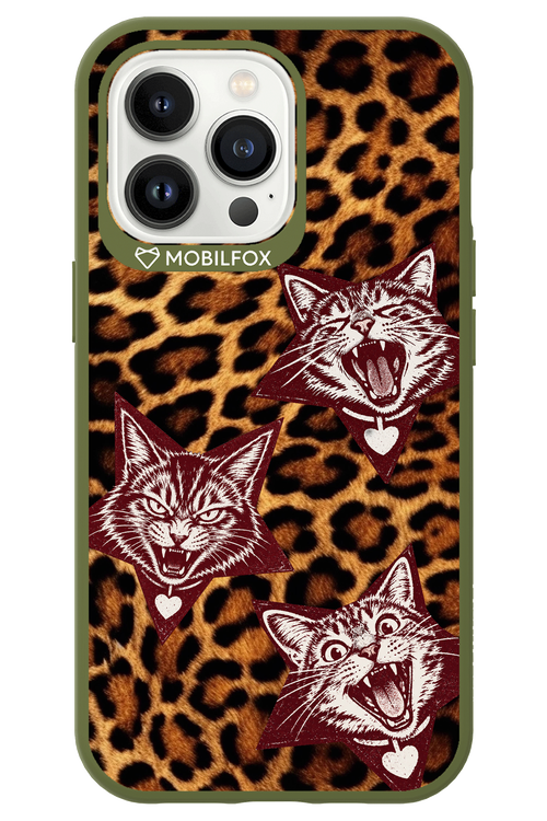 Cats and Chaos 2.0 - Apple iPhone 13 Pro