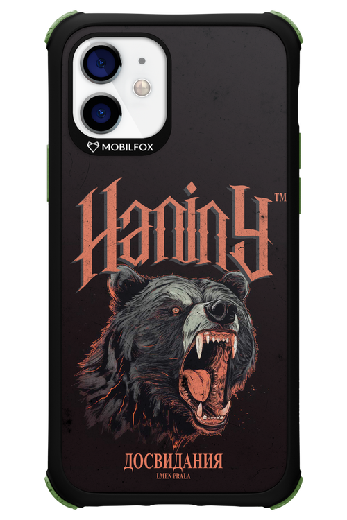 Bear Attack - Apple iPhone 12