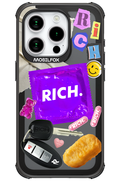 Essentials - Apple iPhone 15 Pro