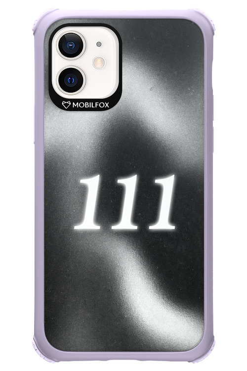 111 - Apple iPhone 12