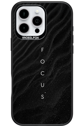 Focus (Black) - Apple iPhone 16 Pro Max