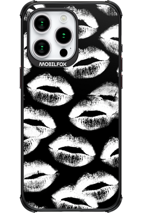 Ghost Kiss Black - Apple iPhone 15 Pro Max