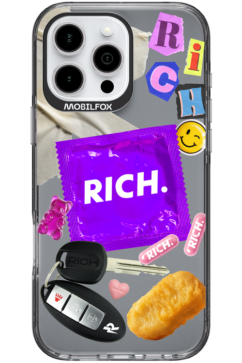 Essentials - Apple iPhone 16 Pro Max