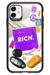 Essentials - Apple iPhone 11