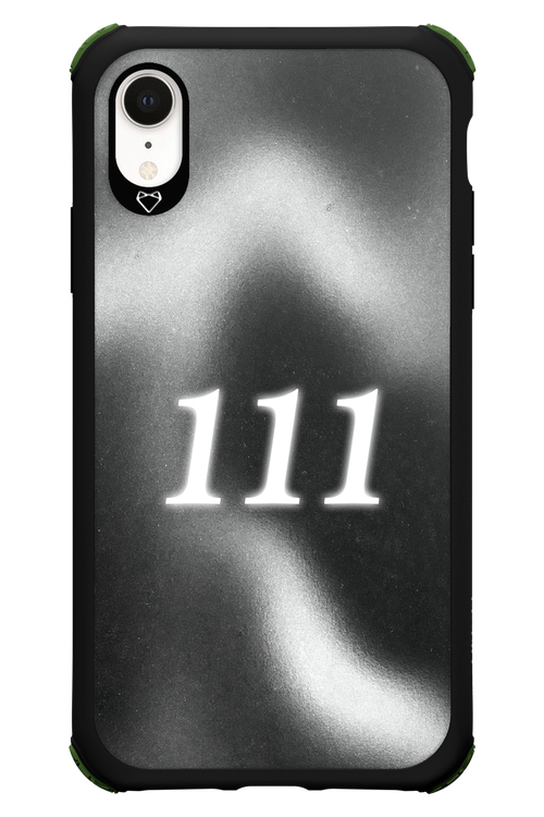 111 - Apple iPhone XR