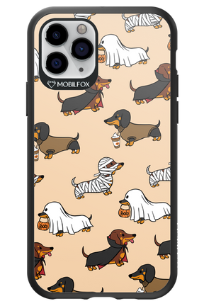 Scary Dachshund - Apple iPhone 11 Pro