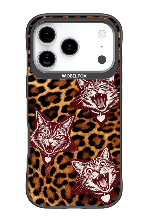 Cats and Chaos 2.0 - Apple iPhone 17 Pro