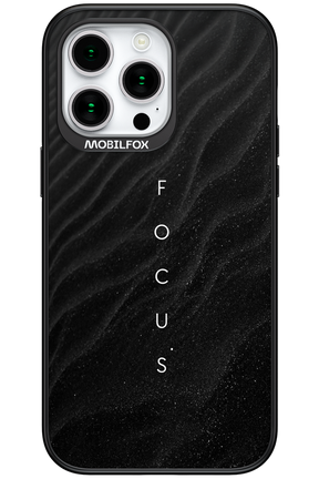 Focus (Black) - Apple iPhone 15 Pro Max