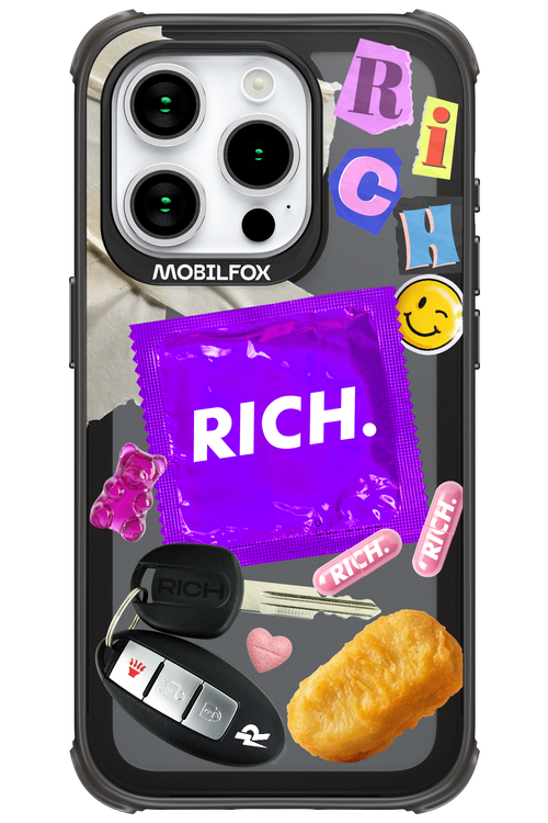 Essentials - Apple iPhone 15 Pro