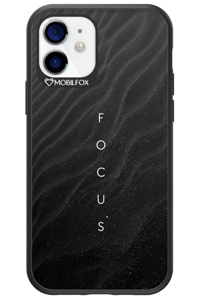 Focus (Black) - Apple iPhone 12