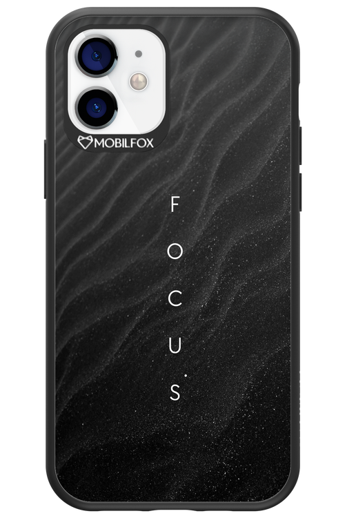 Focus (Black) - Apple iPhone 12