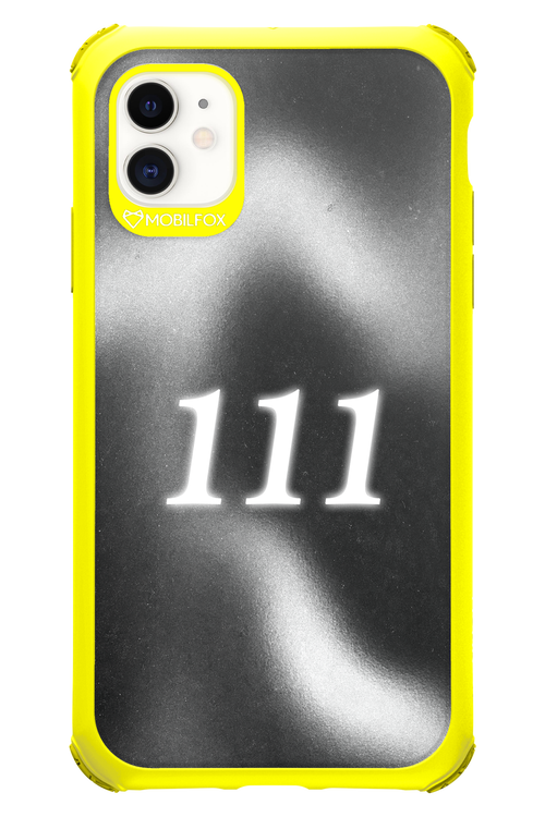 111 - Apple iPhone 11