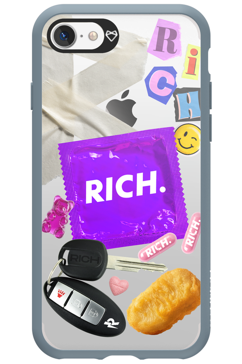 Essentials - Apple iPhone 7