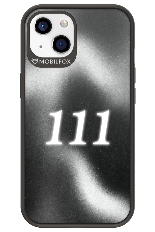 111 - Apple iPhone 13