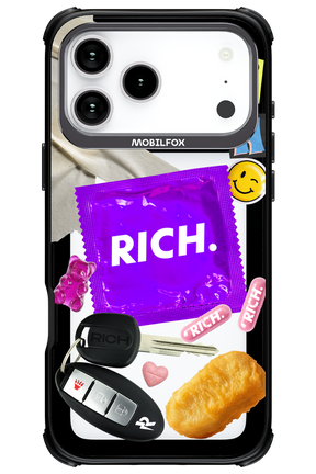 Essentials - Apple iPhone 17 Pro Max