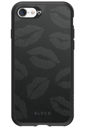 Dark Lips - Apple iPhone 8