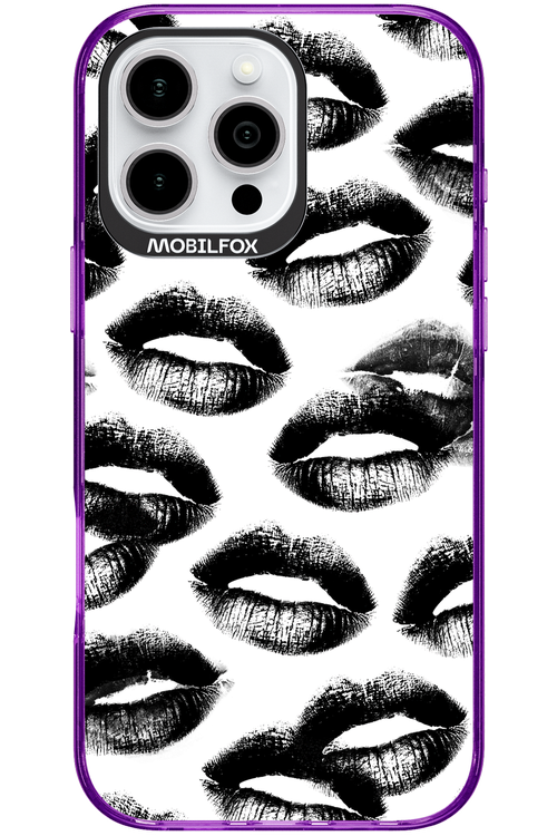 Ghost Kiss - Apple iPhone 16 Pro Max