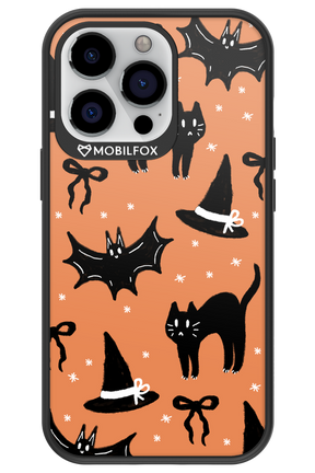 Cat & Bat - Apple iPhone 13 Pro