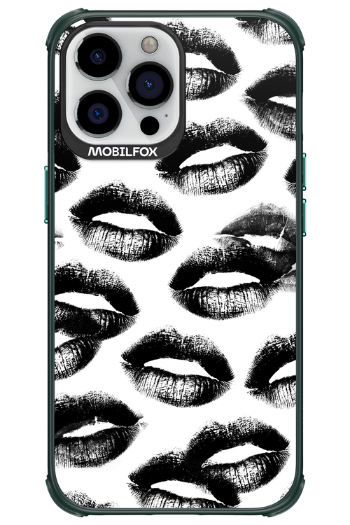 Ghost Kiss - Apple iPhone 13 Pro Max