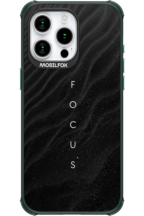 Focus (Black) - Apple iPhone 15 Pro Max