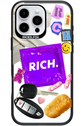 Essentials - Apple iPhone 16 Pro Max