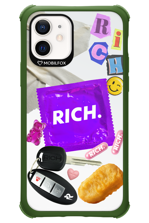 Essentials - Apple iPhone 12